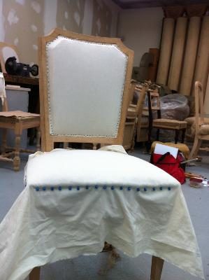 Réfection d’une chaise : mise à blanc